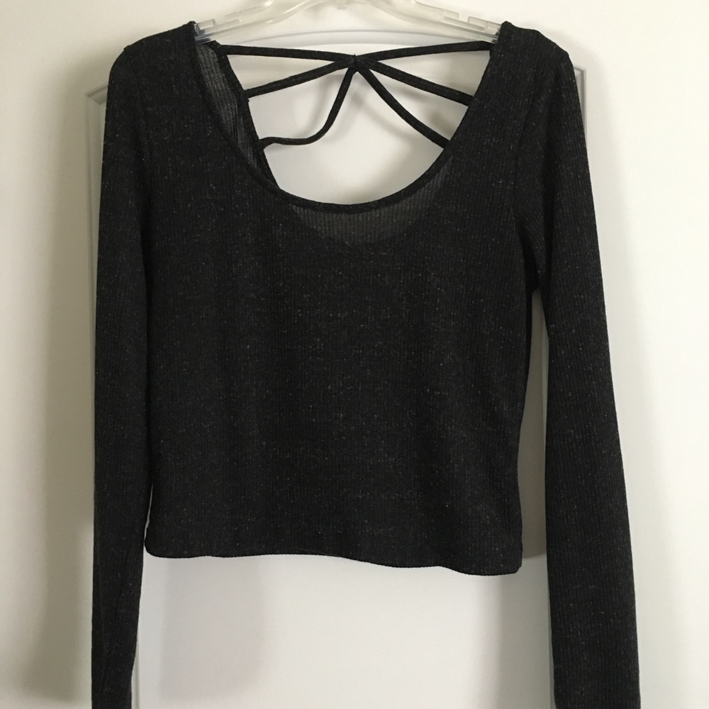 Cropped long sleeve top